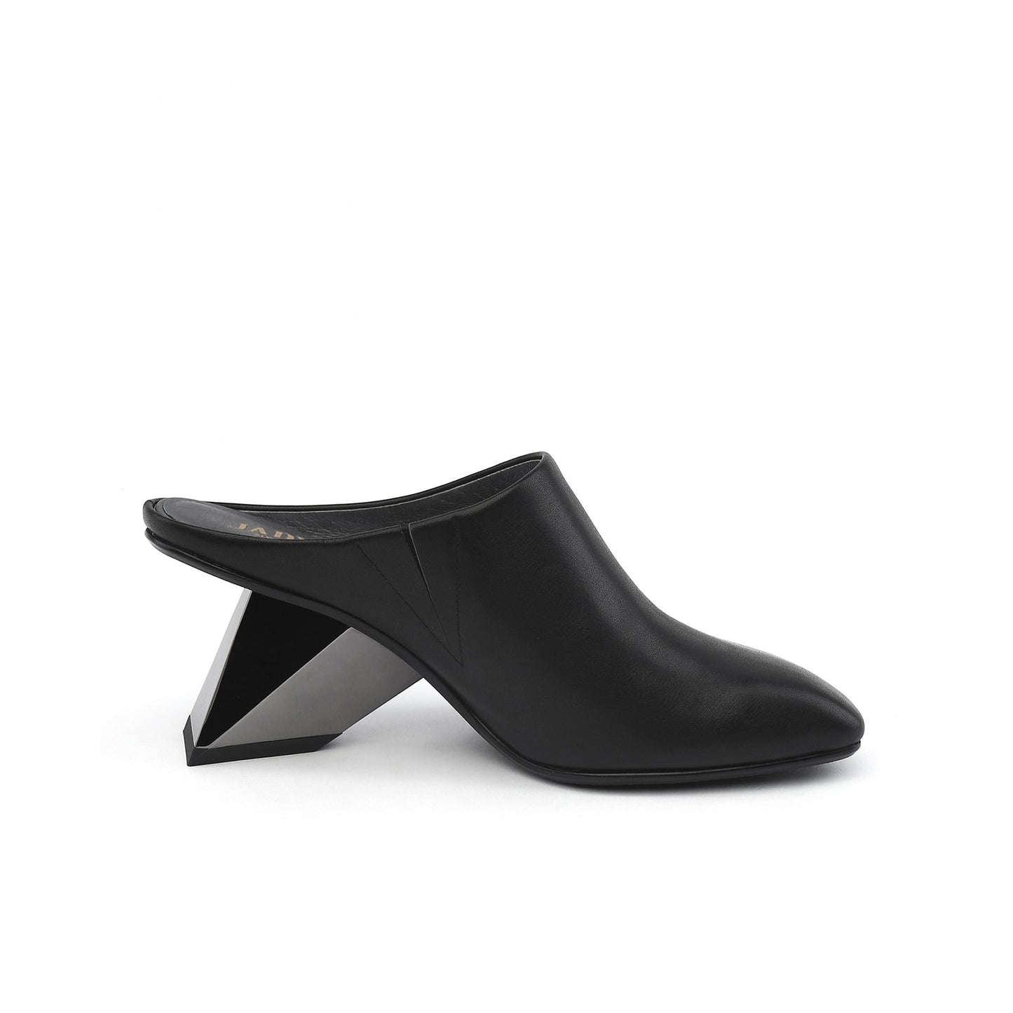 Edgy Pointed Toe Gravity Block Heel Pumps-2