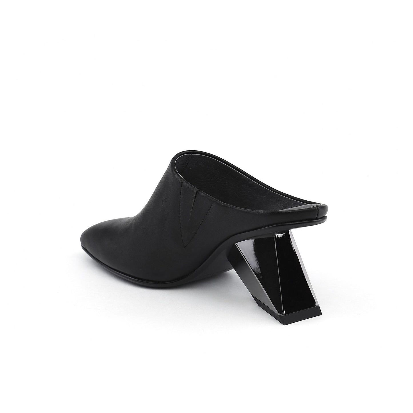 Edgy Pointed Toe Gravity Block Heel Pumps-3