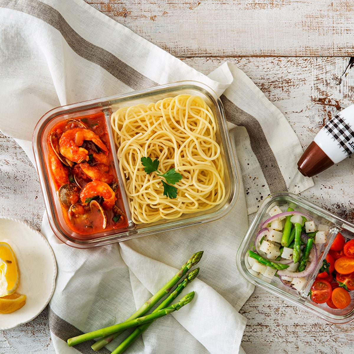 Two Compartment 930ml Microwave Oven Safe Navy Glass Lunch Box With Cutlery - Your Convenient and Durable Meal Companion-4